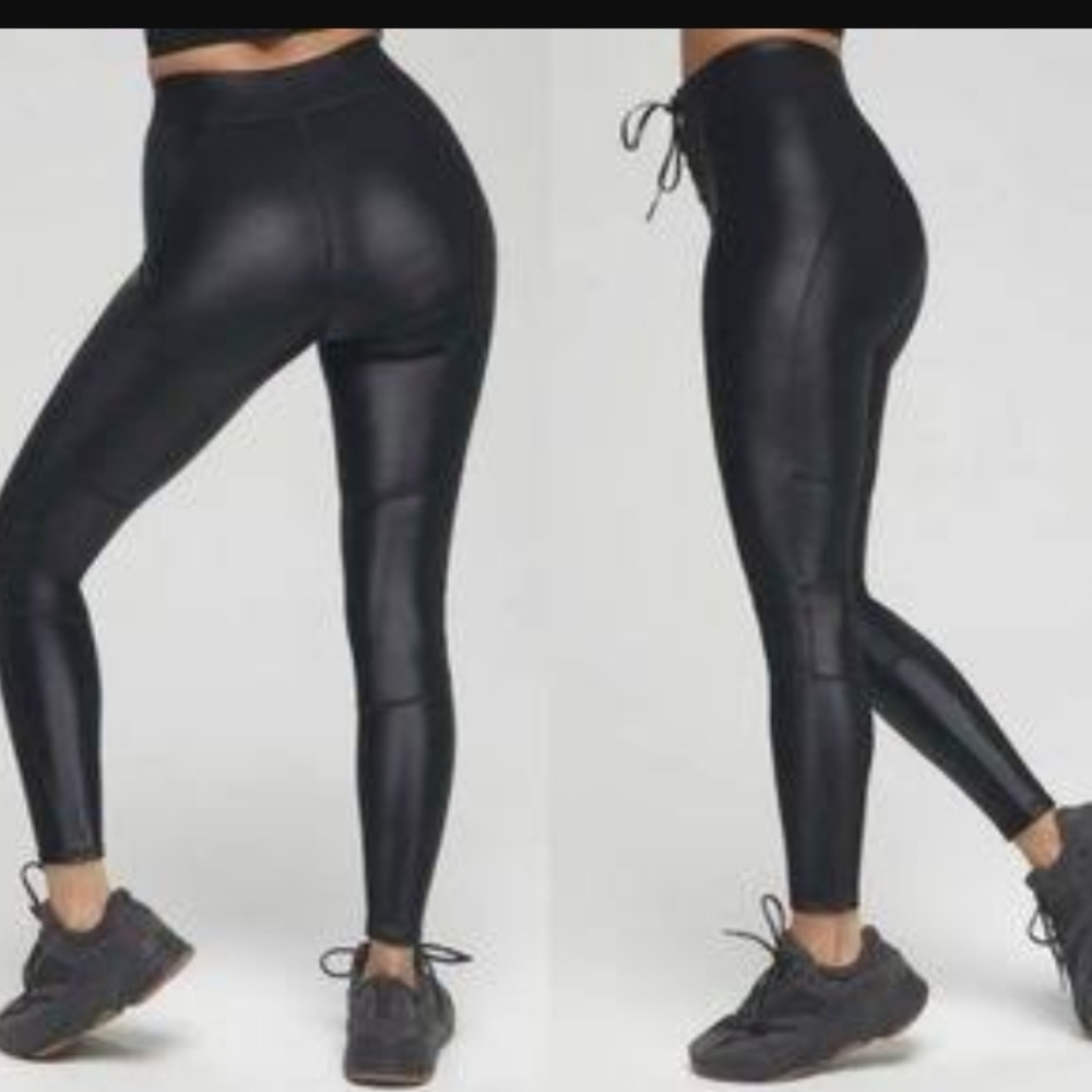 Good American bombshell leggings - Picture 2 of 9